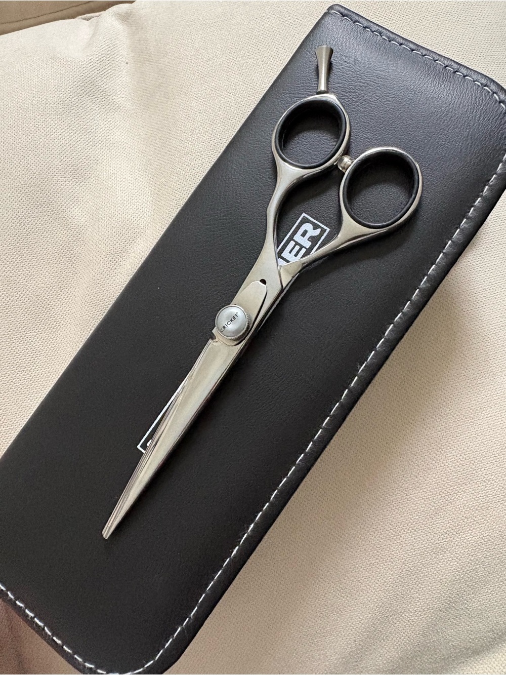 Cricket Shears - Picture 2 of 5